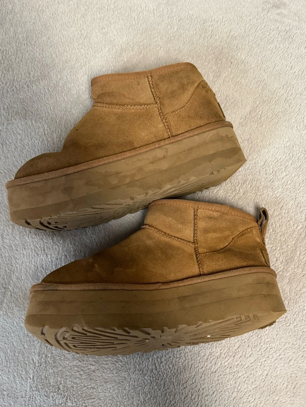 UGG classic short